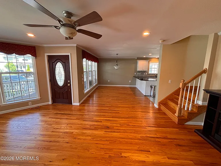 513 Evergreen Ave — Photo 10