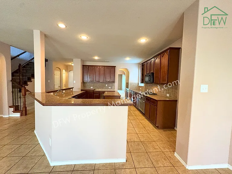 9709 Gessner Dr — Photo 5