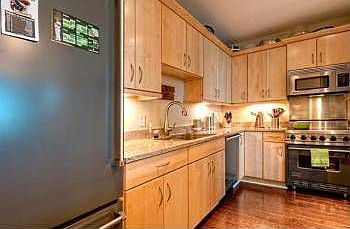 4th image of 201 Riverplace Unit 609