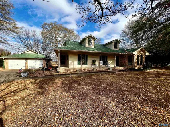 605 Orchid Ave, Albertville, AL 35951