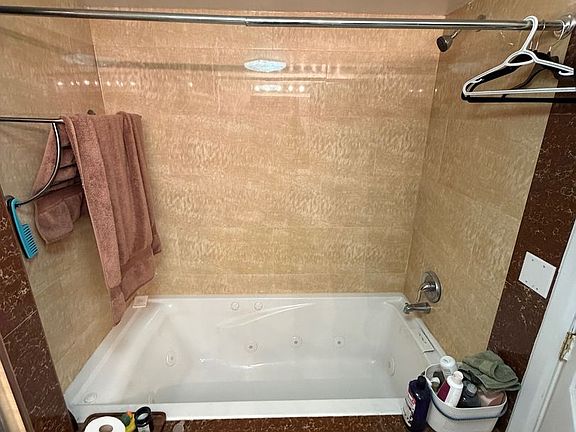 3rd image of 1027 Ridge Ave APT 306