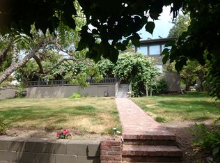 3340 59th Ave SW, Seattle, WA 98116