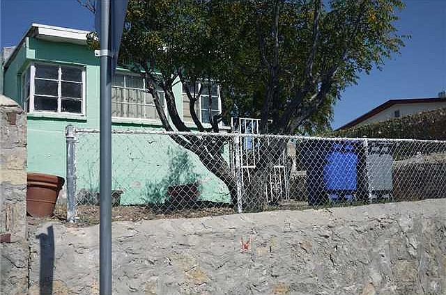 1st image of 3511 E Missouri Ave
