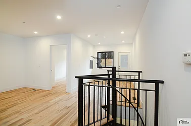 Rented by PadRabbit LLC