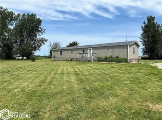 26220 210th St, Leon, IA 50144