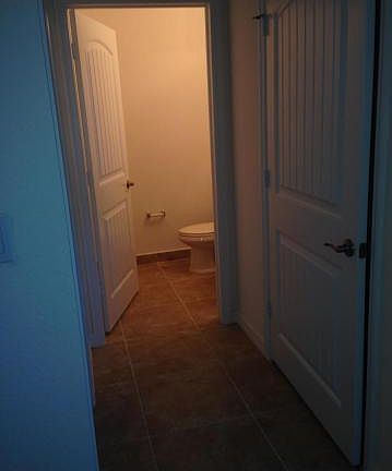 3rd image of 202 E Chrystie Cir #202