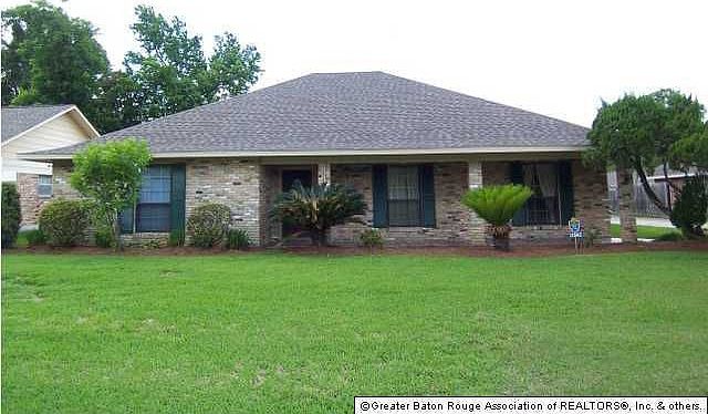 1st image of 12582 Parkwood Dr