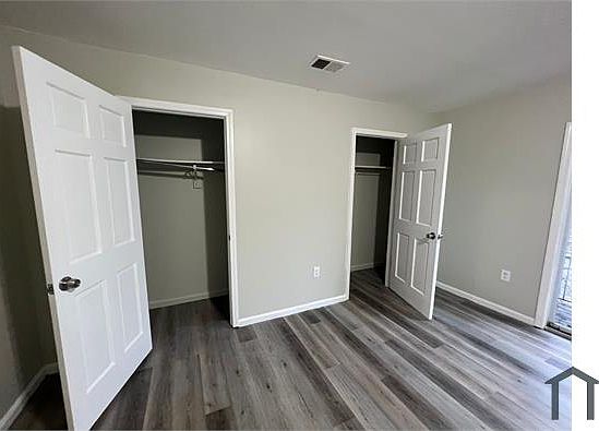3rd image of 51 Seymour Ave Floor 2