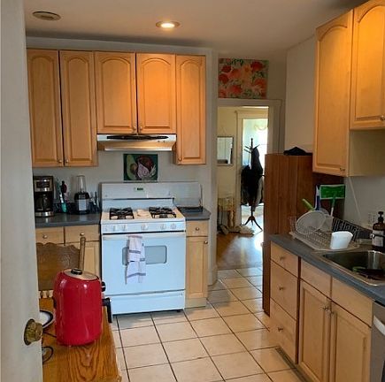 2nd image of 1343 Commonwealth Ave #1A
