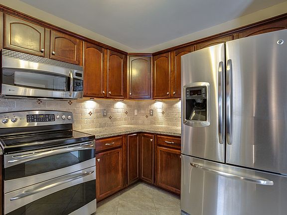 5th image of 2706 Cochise Ct