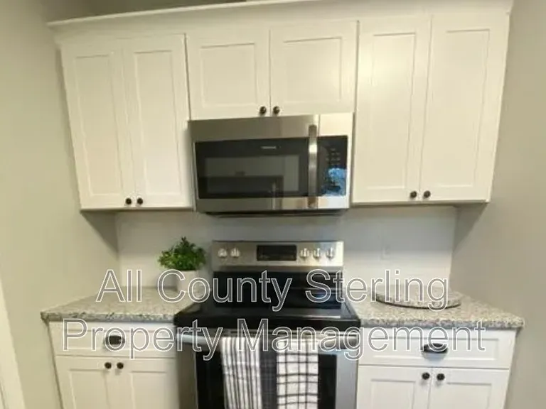 20 SW 5th St — Photo 4