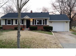 214 Highview Dr, Ballwin, MO