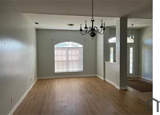 4 bed, 3719 sqft, $2,750 — Photo 3