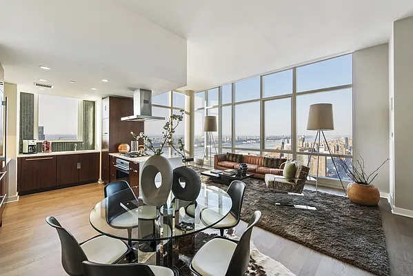 Rented by Nest Seekers International | media 22