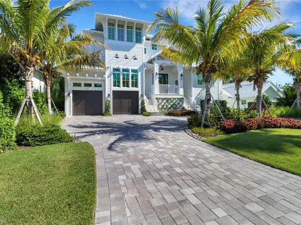 125 18th AVE S, NAPLES, FL 34102