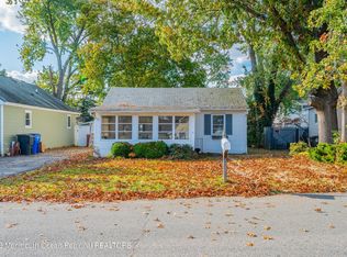 63 River Dr, Toms River, NJ
