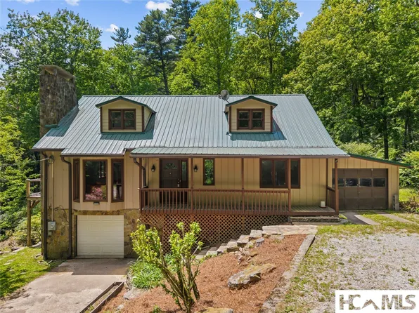44 Rainbow Road, Highlands, NC 28741