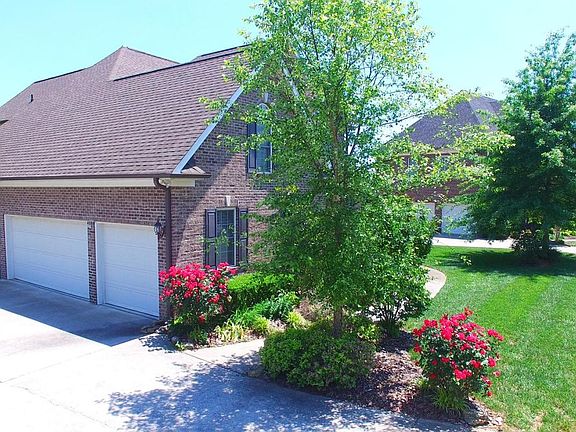 4th image of 9620 Stone Canyon Ln
