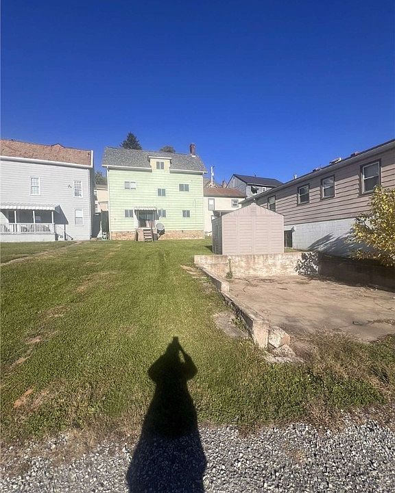 2nd image of 111 Buffalo St
