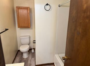 815 N Adams St #1, Hutchinson, KS 67501
