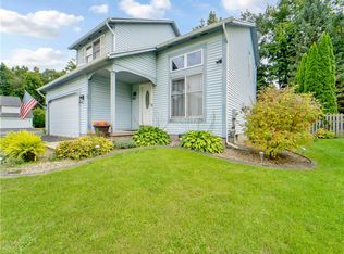 3 Cheshire Ln, Rochester, NY 14624