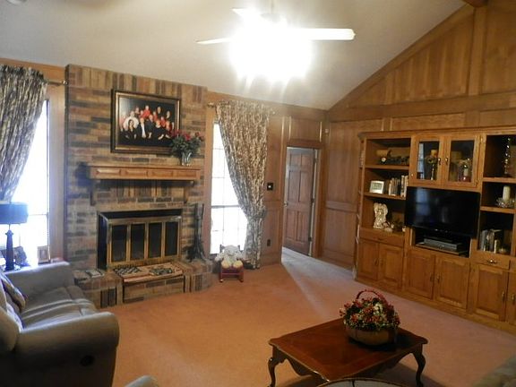 5th image of 4508 Lake Park Dr