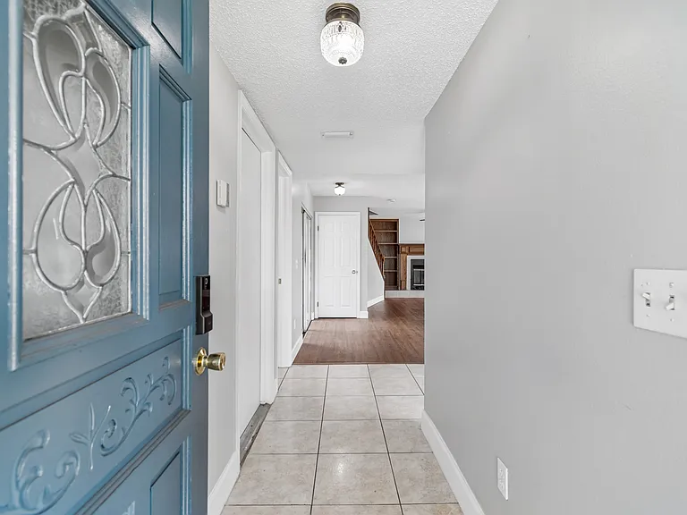 1003 W Horatio St #A — Photo 2