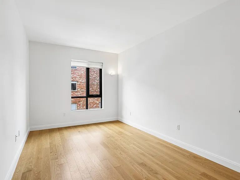 Gardner Street — Photo 11