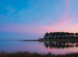 209 Gibbs Ct, Beaufort, NC 28516