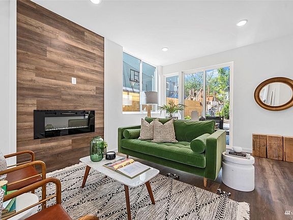 4th image of 3408 34th Ave W #A