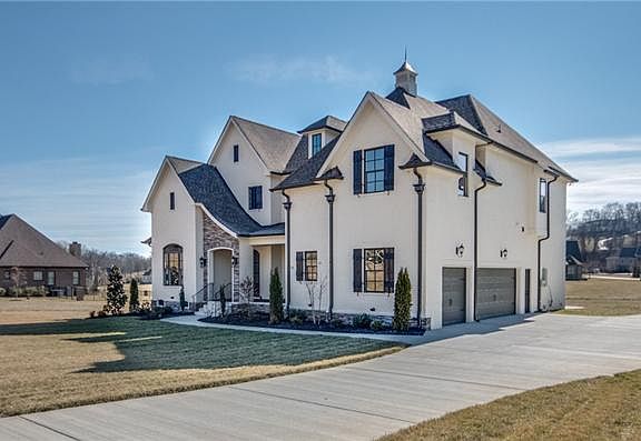 2nd image of 4609 Nadine Ln #112-lot 112