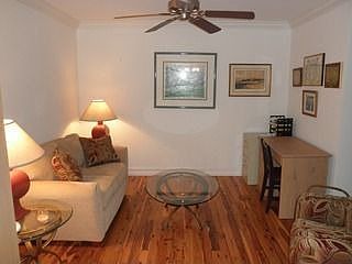 3rd image of 700 Saratoga Cir APT 205