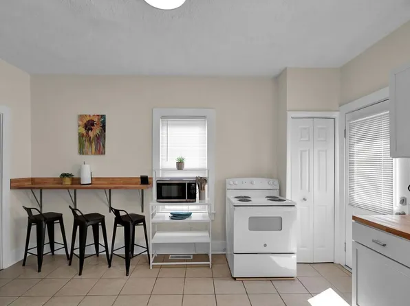 1814 Hercules Ave, Evansville, IN 47711