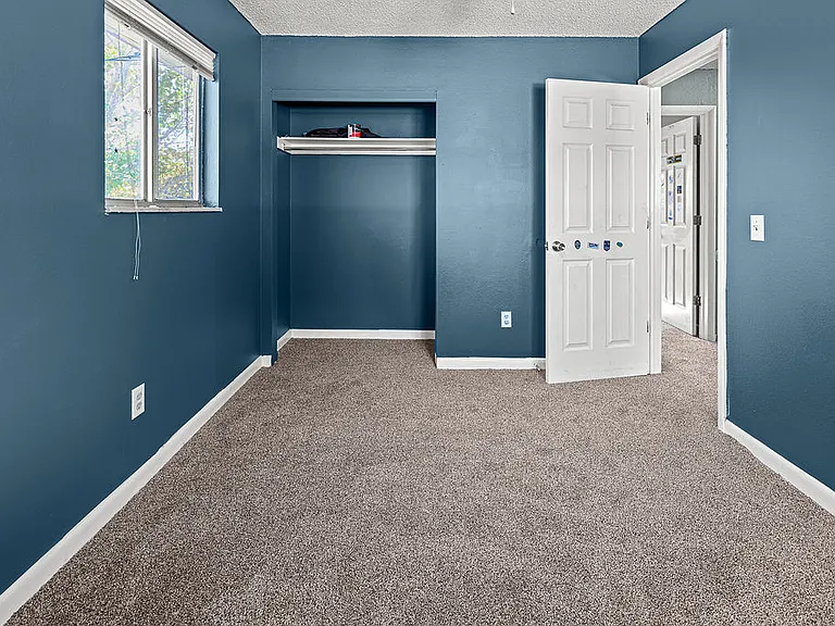 1159 Barclay St — Photo 3