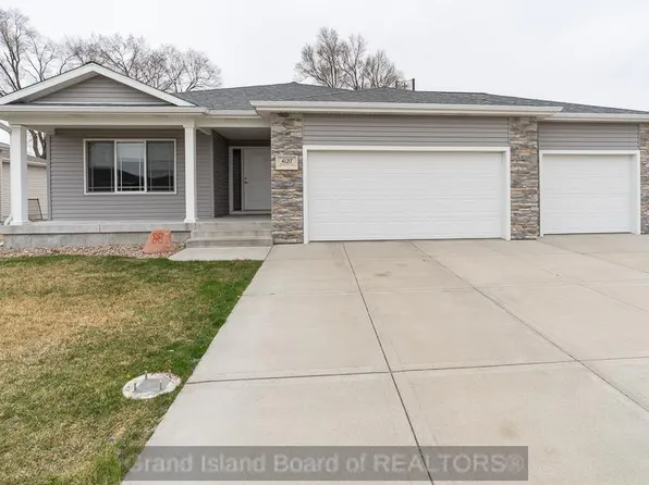 4127 Pennsylvania Ave, Grand Island, NE 68803
