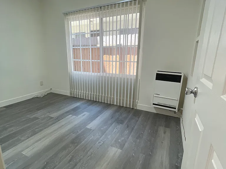 133 S Saint Andrews Pl #2 — Photo 10