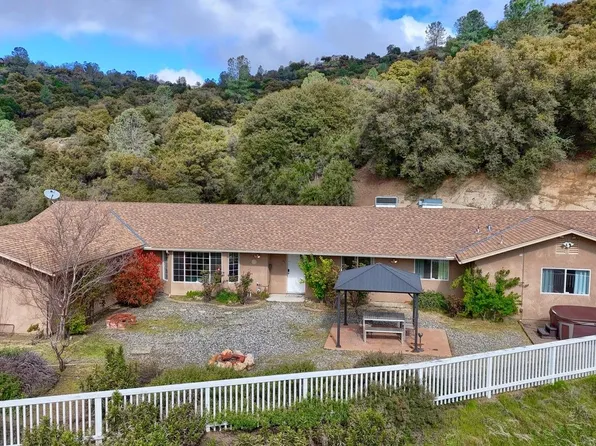 42107 Empty Creek Rd, Oakhurst, CA 93644