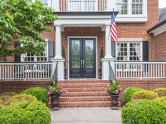 2nd image of 531 Brennan Ln