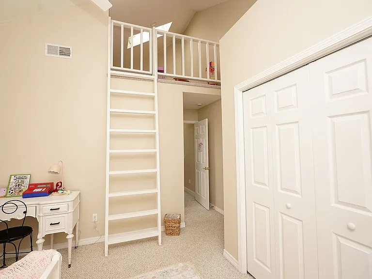 1534 Glenlake Cir — Photo 34
