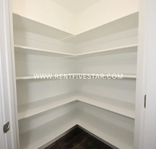 431 McKinley Ave #5B — Photo 12