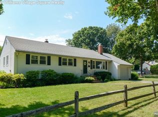 209 Rockland Ave, River Vale, NJ 07675
