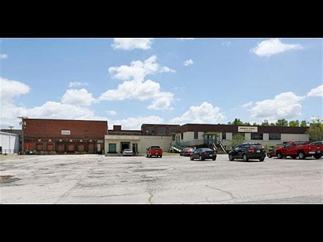 1st image of 2100 N Granville Ave