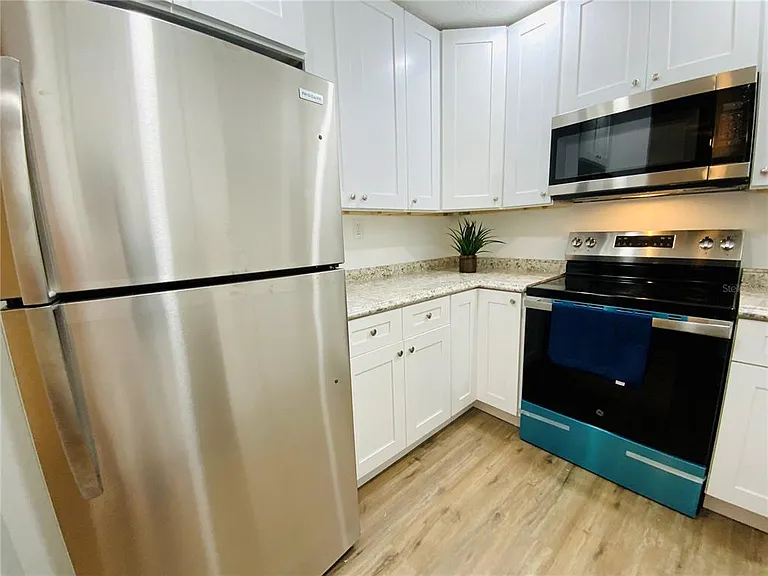305 E Wellington Ct #62 — Photo 6