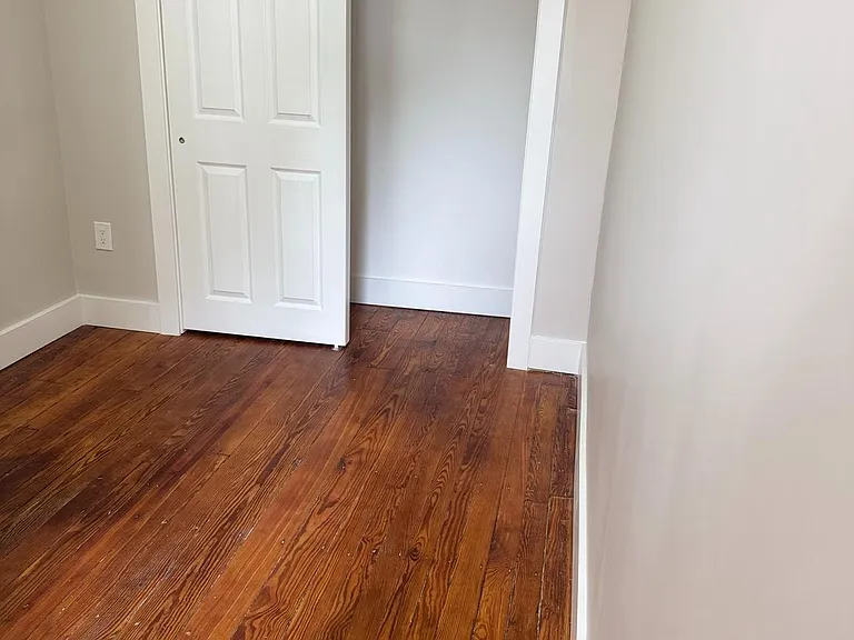 2339 E Fletcher St — Photo 13