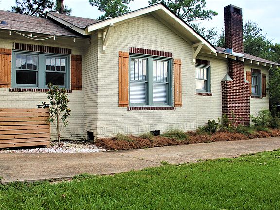 4th image of 109 N 22nd Ave