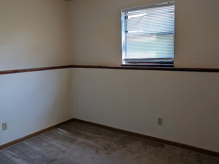514 Cantebury Dr #C — Photo 8