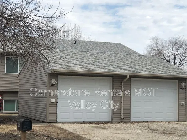 905 11th Ave SE, Valley City, ND 58072