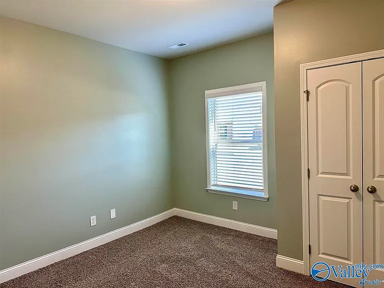 2618 W Creek Dr — Photo 8