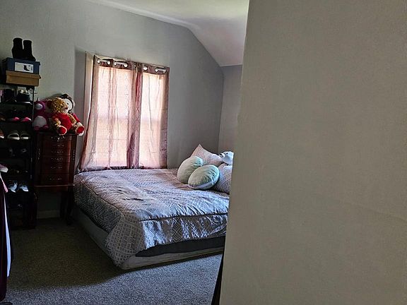 5th image of 46474 Midway Dr