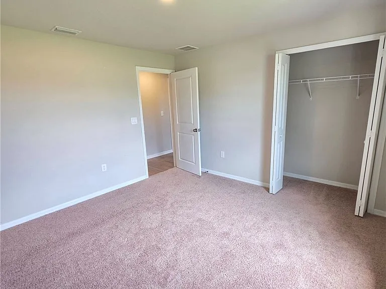 5553 Castania Dr — Photo 15